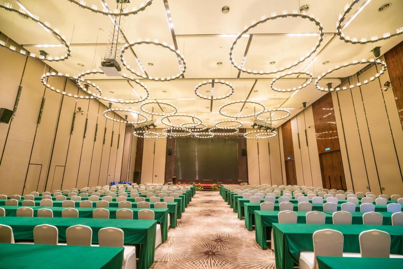 Forest City Marina Hotel Gelang Patah Buitenkant foto
